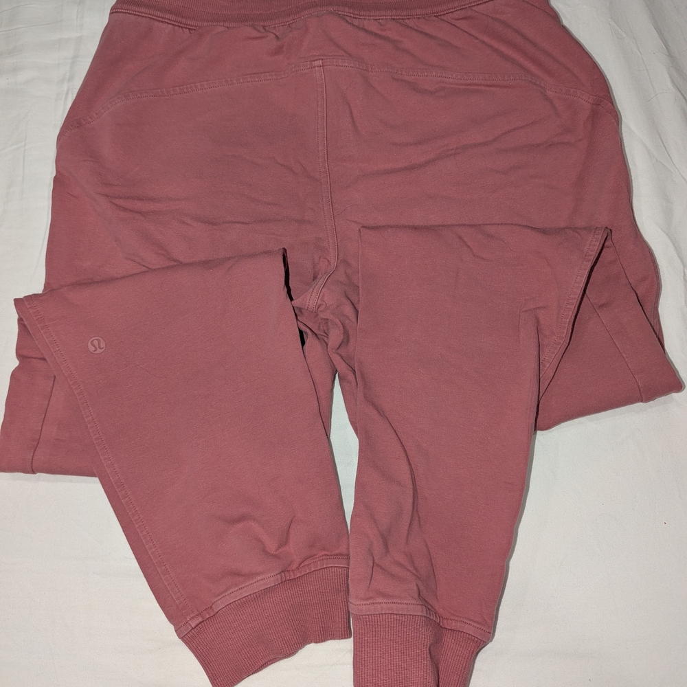 Lululemon Scuba High-Rise French Terry Jogger